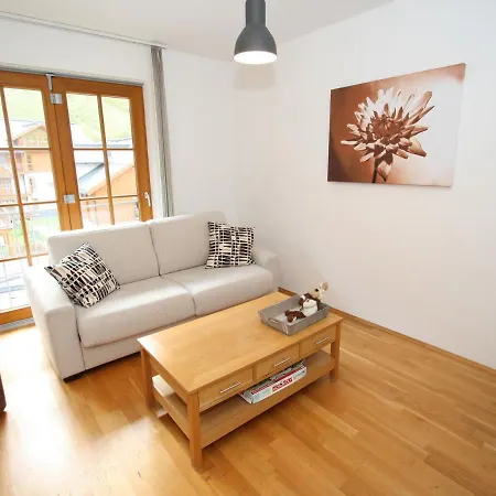 Tranquil In With Sauna And Swimming Pool Apartamento Rauris