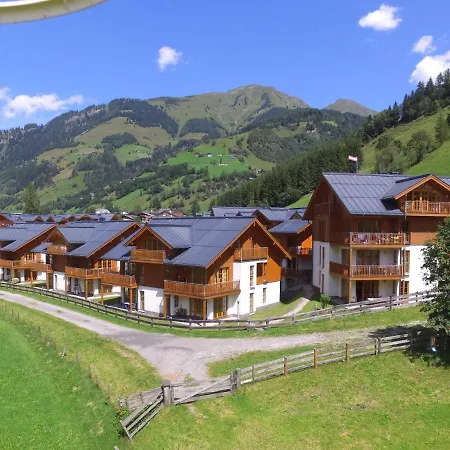 Tranquil In With Sauna And Swimming Pool Апартаменты *